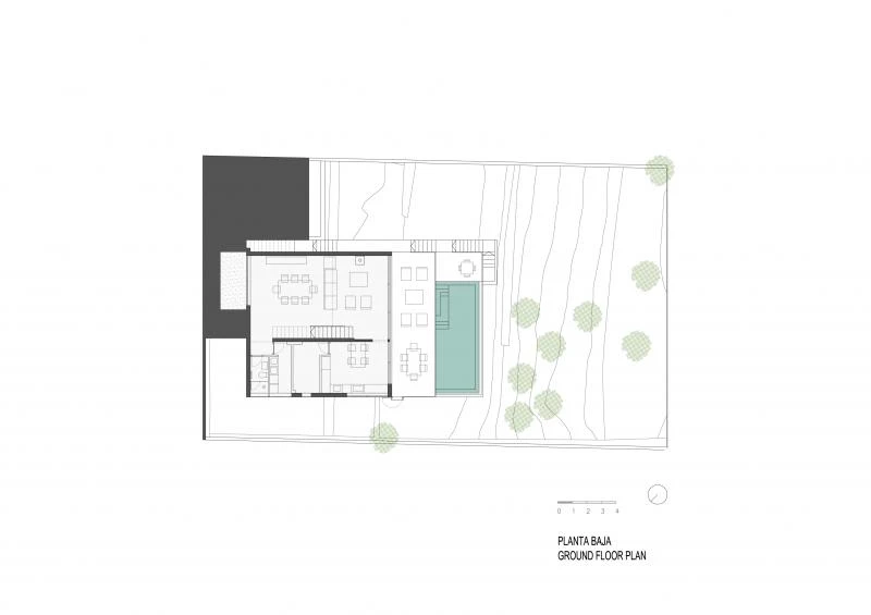 HOUSE IN ESTABLIMENTS