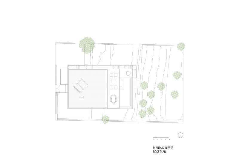 HOUSE IN ESTABLIMENTS