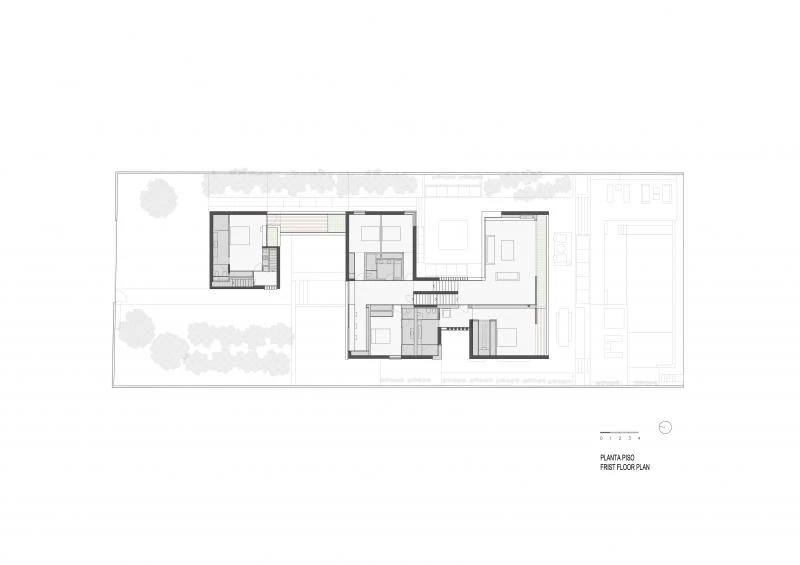 V09 House